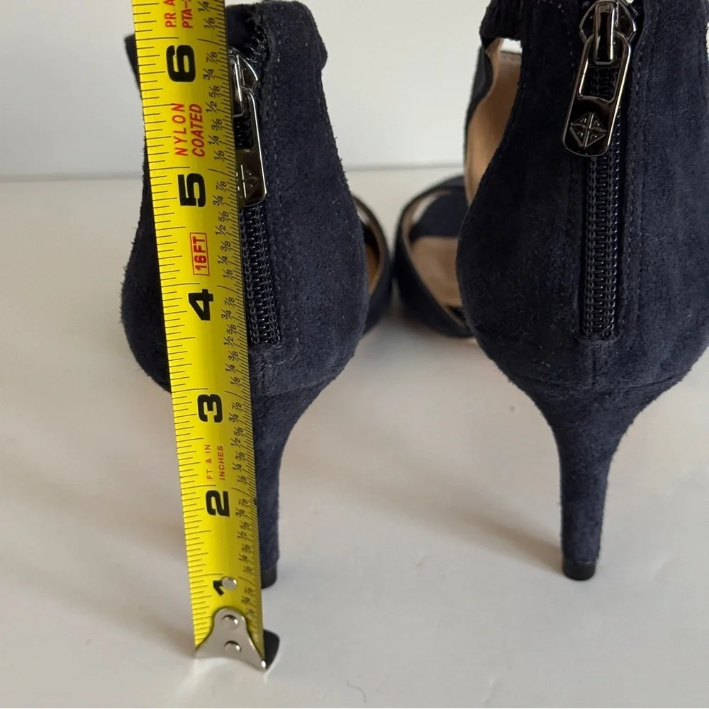 Antonio Melani T-Strap Kitten Heels Blue Velvet Heeled Sandals Size 7M